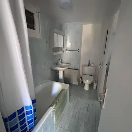 Сasa de vacaciones Maison Rénovée 3 Près De L'océan Avec Jardin Fermé Et Wifi - Fr-1-194-290