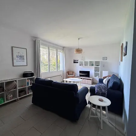 Maison Renovee 3 Pres De L'ocean Avec Jardin Ferme Et Wifi - Fr-1-194-290 *